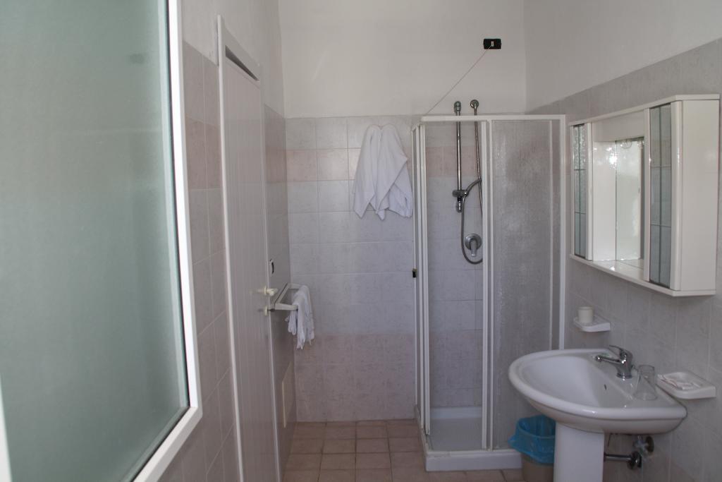 Hotel Villaggio Club Altalia Residence Brancaleone Rum bild