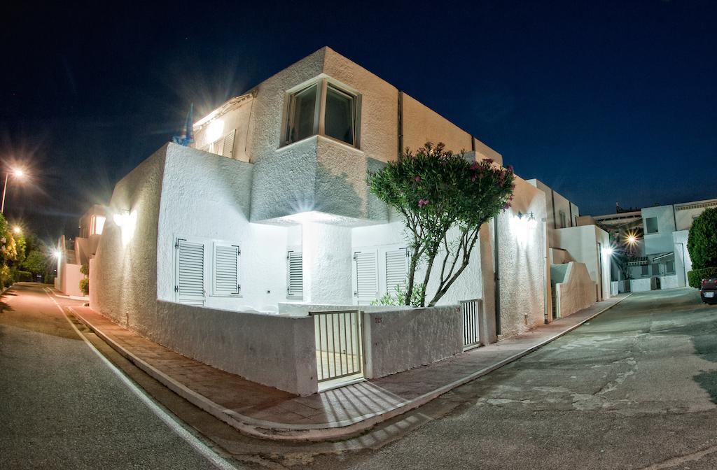 Hotel Villaggio Club Altalia Residence Brancaleone Exteriör bild